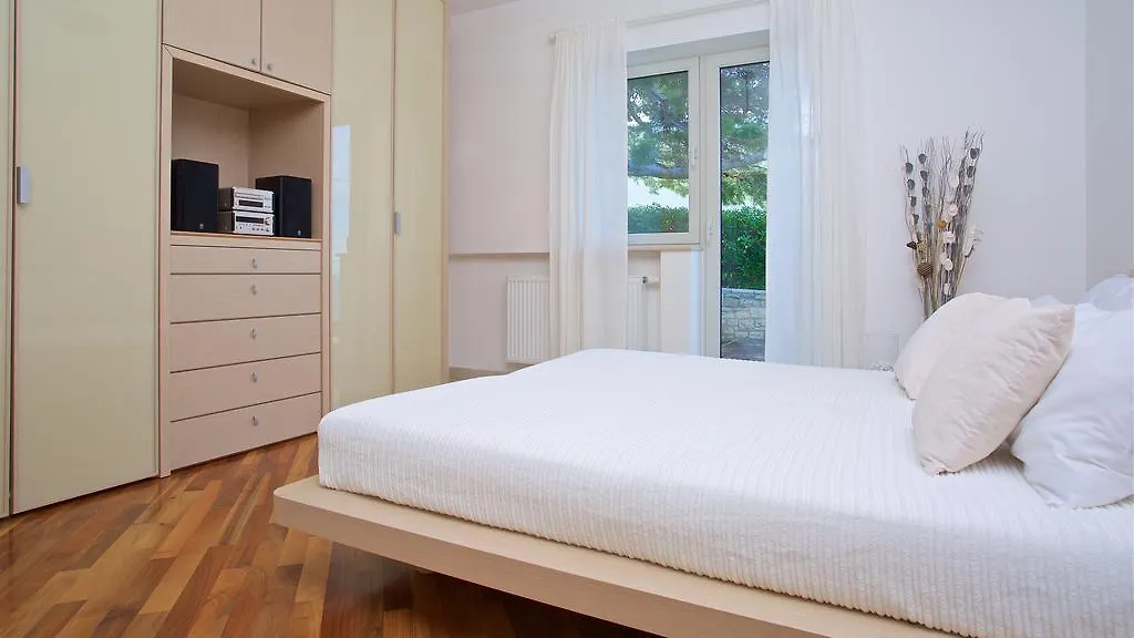Villa Sarah Savudrija 0*,  Croatia